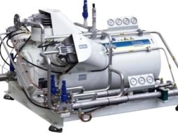 Герметичный газовый компрессор высокого давления Haug WTOGX 120 LM-L безмасляного типа на горизонтальной монтажной раме с трубной обвязкой.