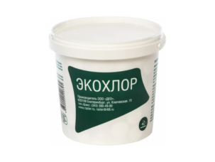 Белое ведро с зелёной этикеткой дезинфицирующих таблеток Экохлор